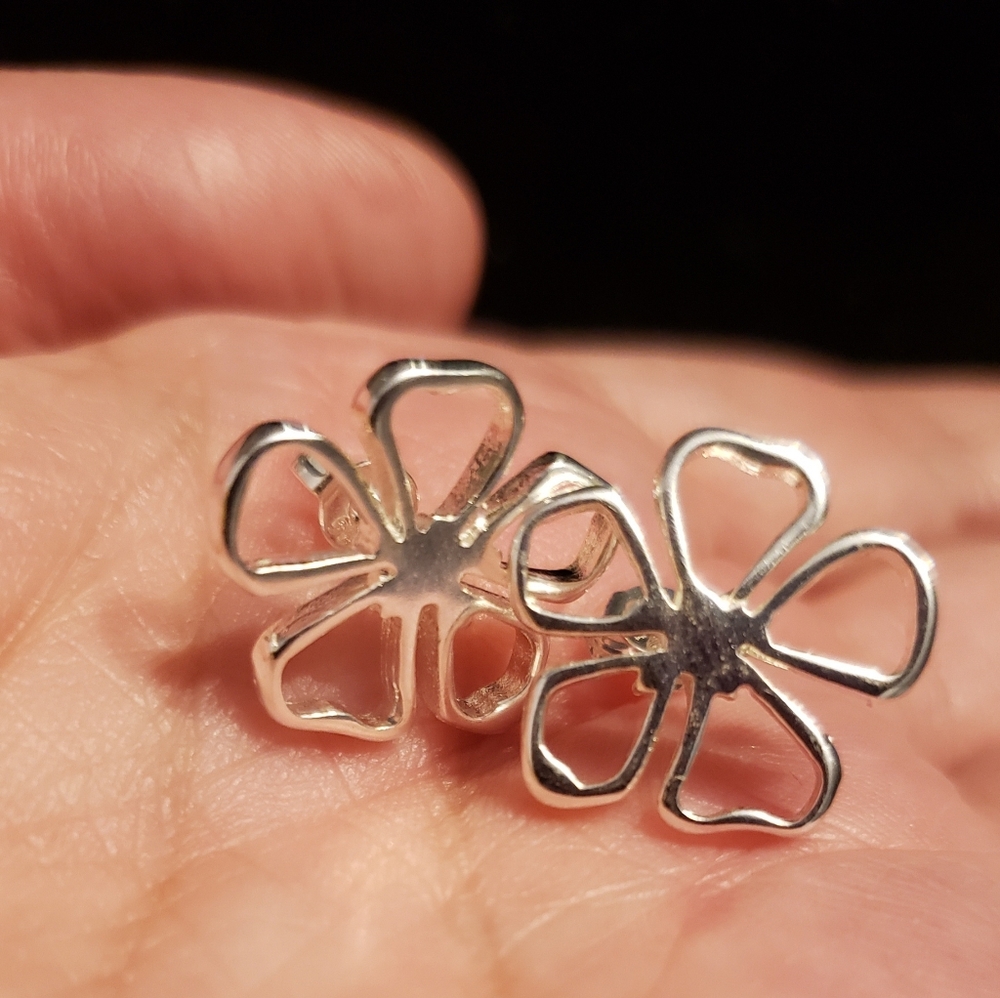Irish Shamrock Stamped Silver Earrings, New, Delicate Open Work, White Silver.